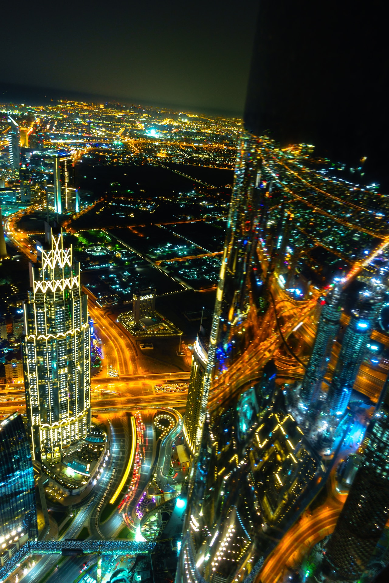 What is Category 2 visa in Dubai?